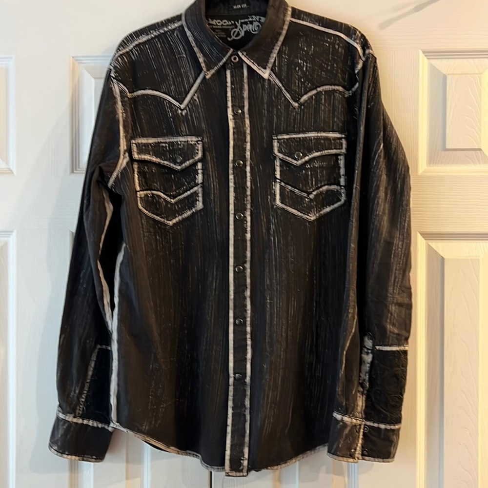 Men’s long sleeve snap up western style shirt